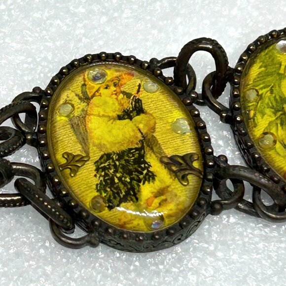 Avon Victorian Christmas Scenes Bracelet Antique Brass Tone Signed - Picture 10 of 12